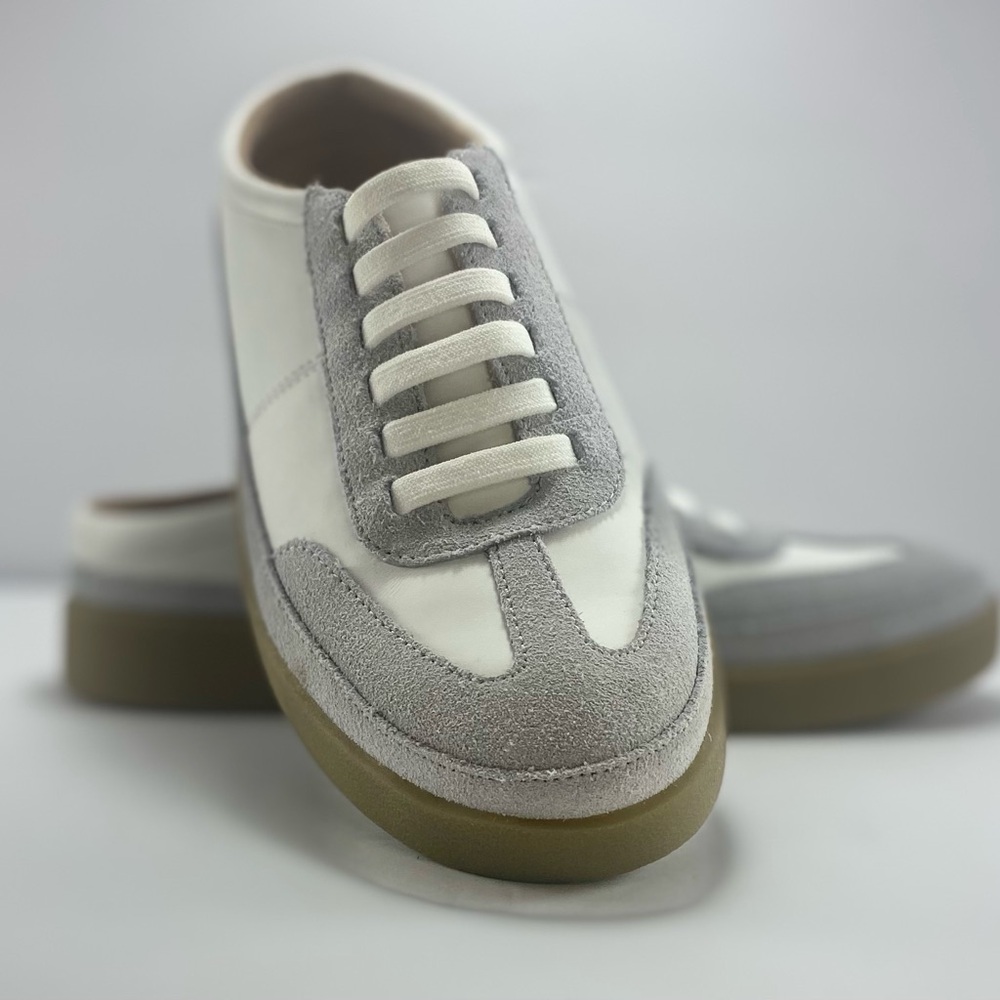 Vionic Women's White and Gray Casual Sneakers